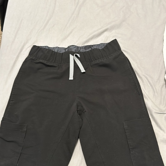 Figs slim cargo scrub pants - Picture 2 of 2
